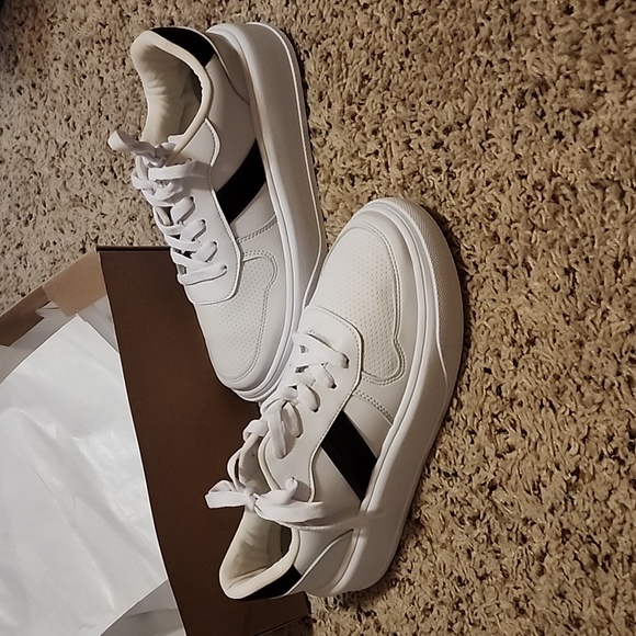 Pink Lily shoes - Picture 1 of 5